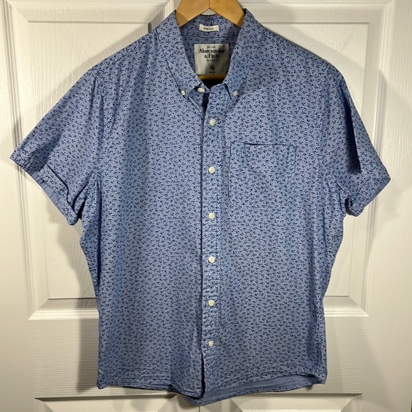 Abercrombie & Fitch muscle shirt - Picture 1 of 8